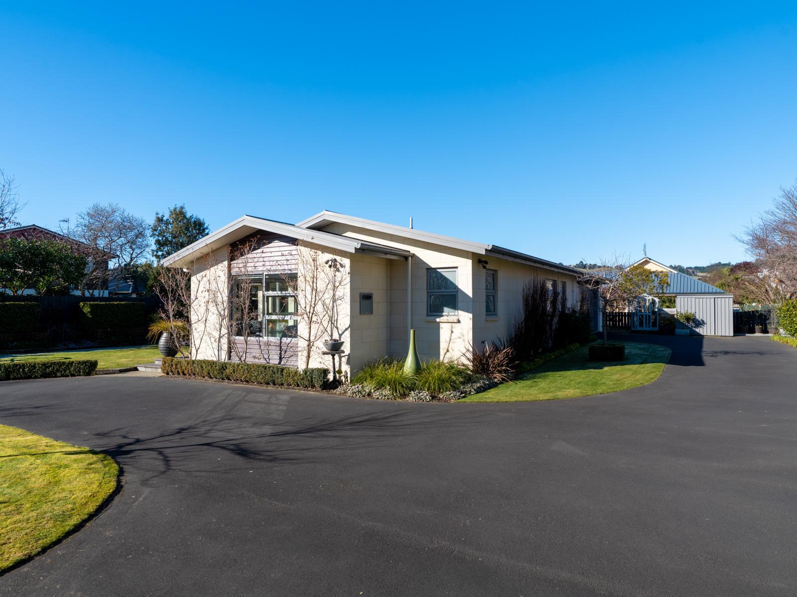 9A Windsor Place, Mosgiel