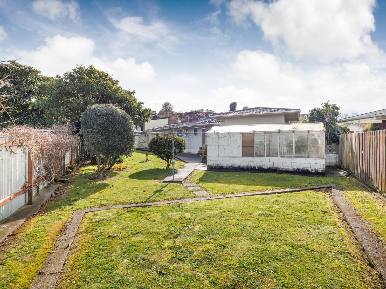 3 Dalzien Place, Feilding