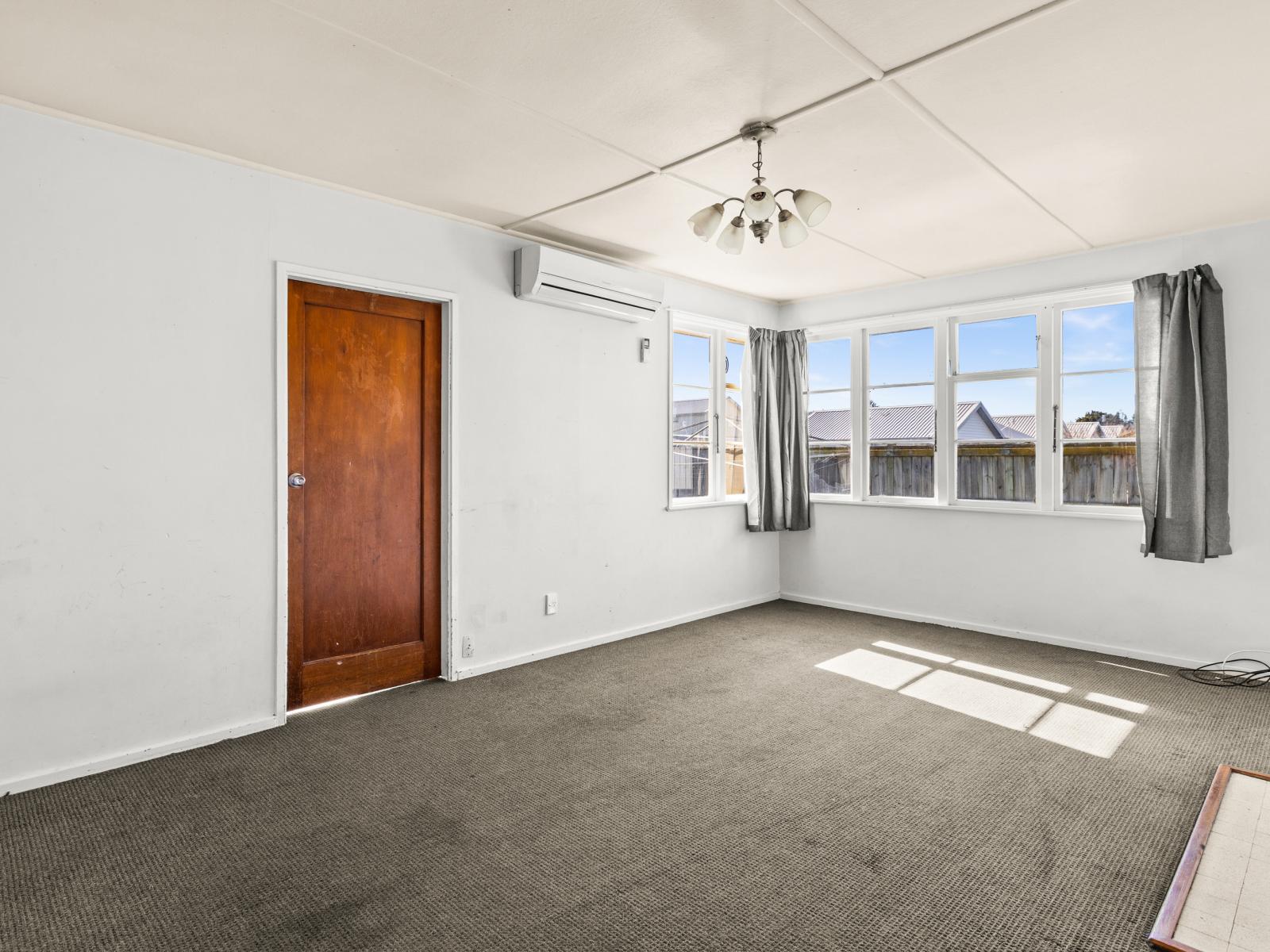 1200 Beatty Place, Mayfair