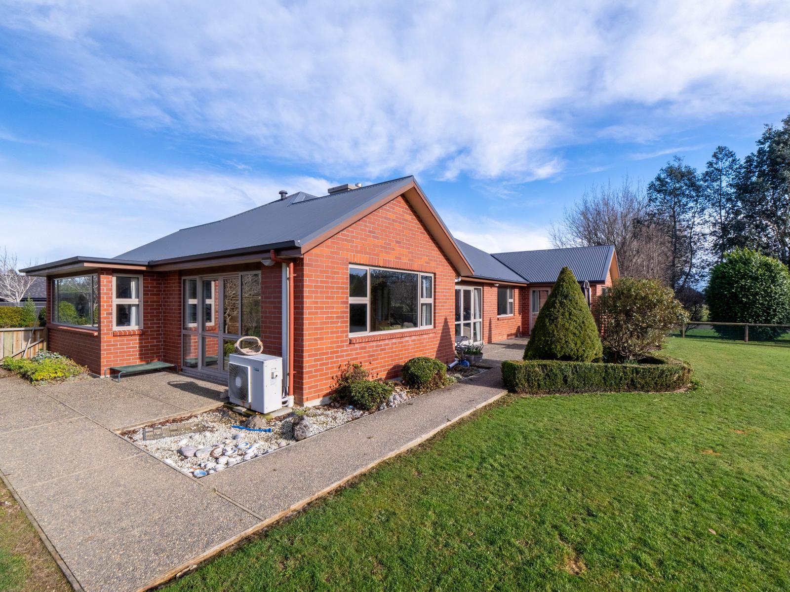 252 Bainfield Road, Waihopai