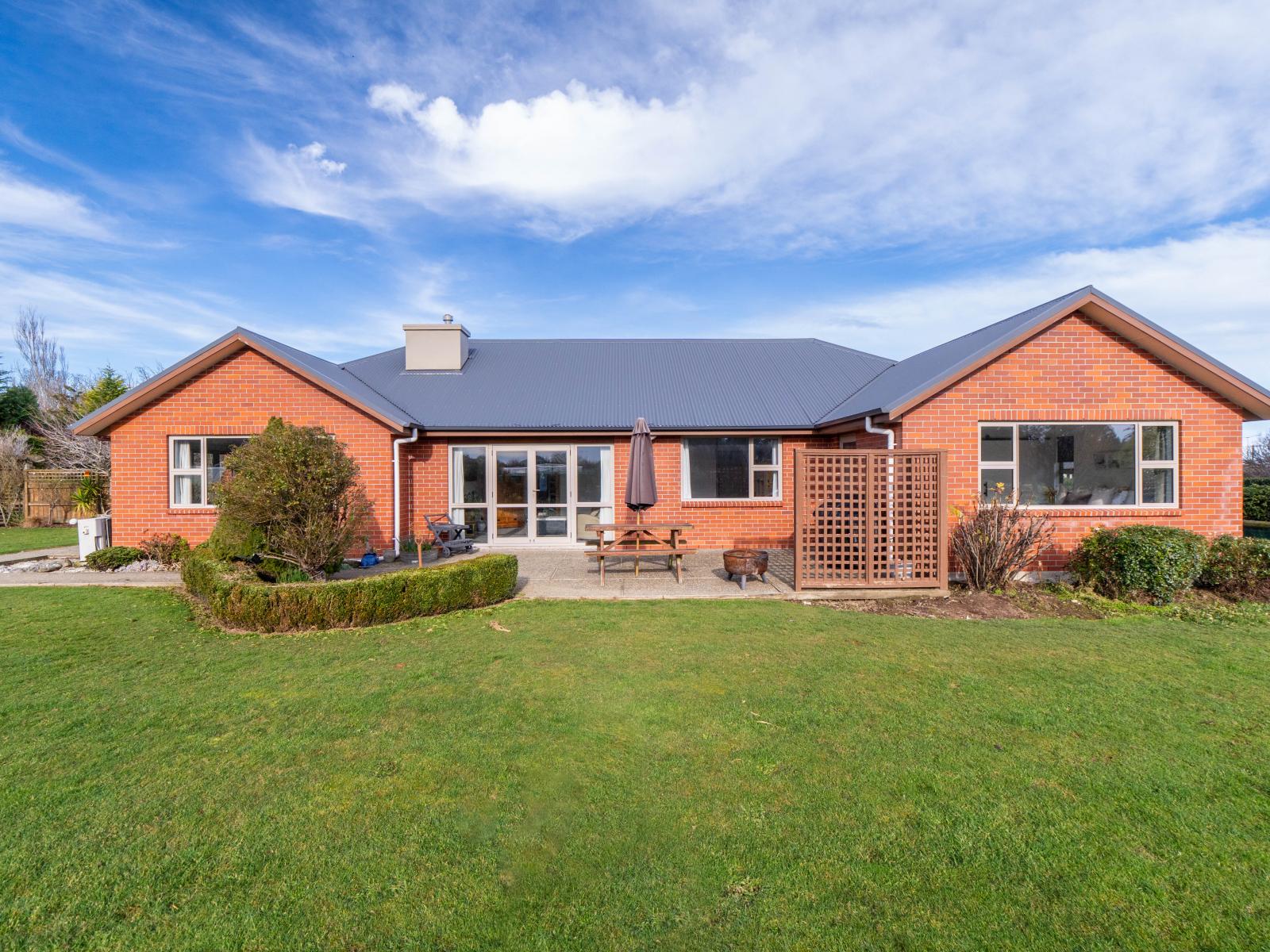 252 Bainfield Road, Waihopai