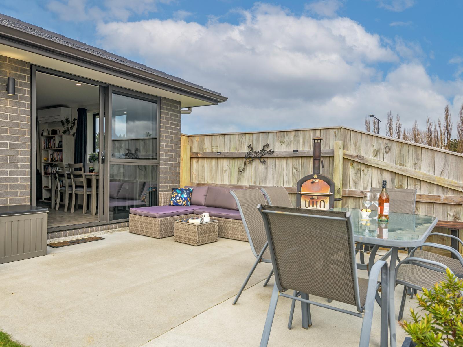 27 Oldfield Lane, Marton