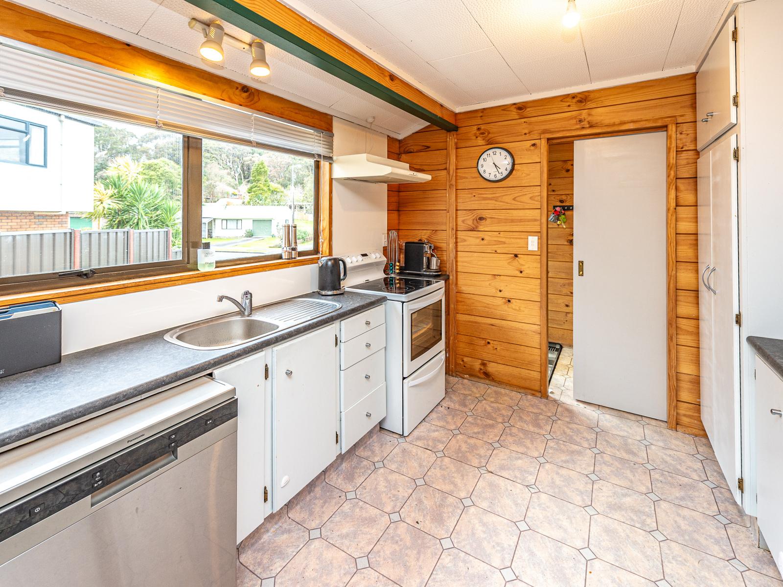 37 Bens Place, Springvale