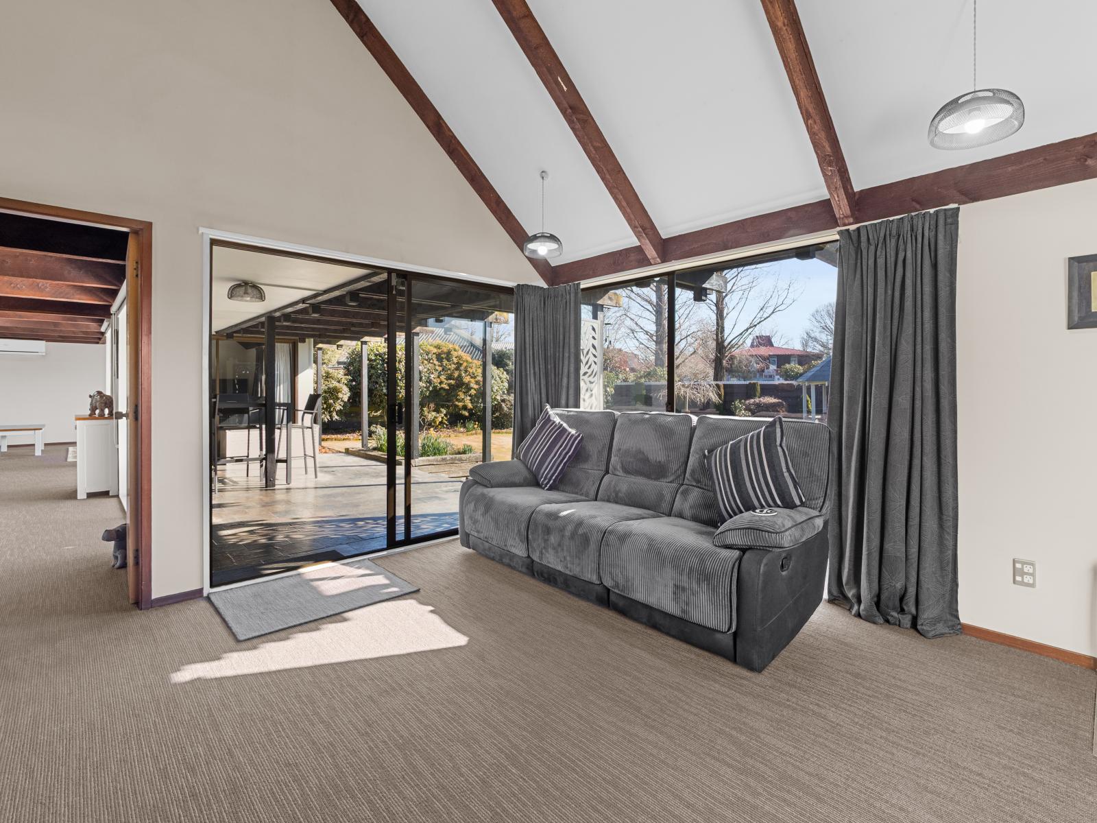 49 Walnut Avenue, Allenton