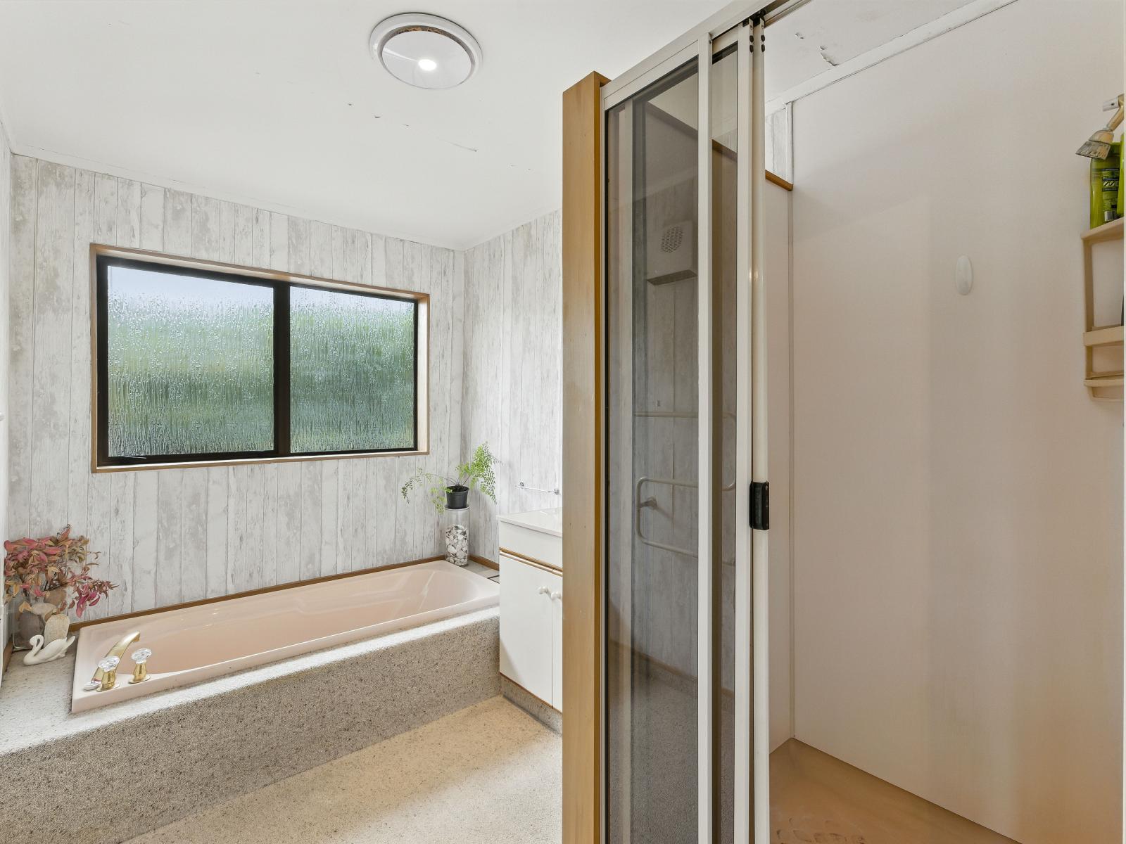 48 Kapiti Road, Paraparaumu