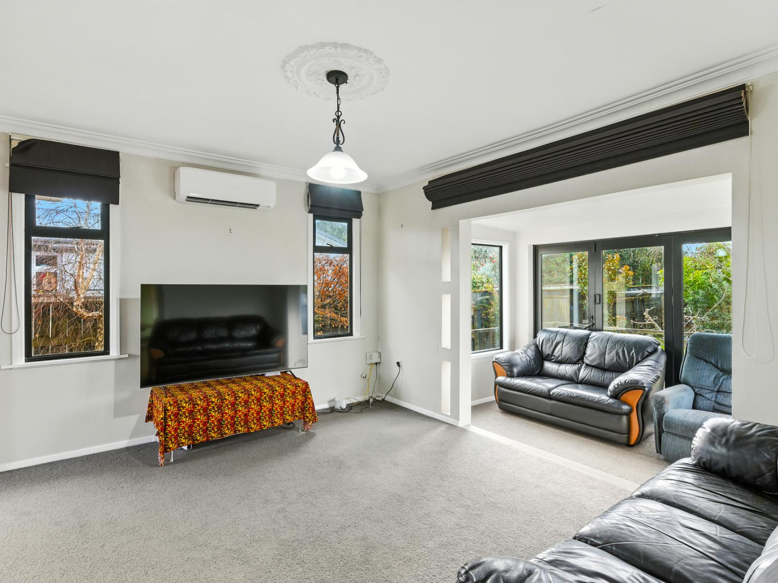 22 York Street, Levin