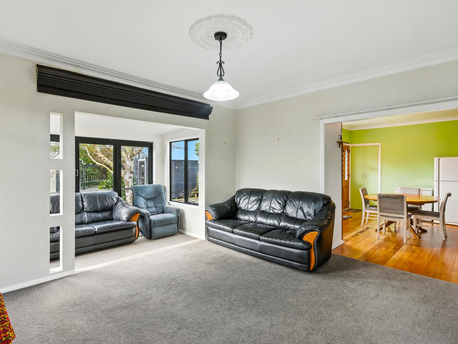 22 York Street, Levin