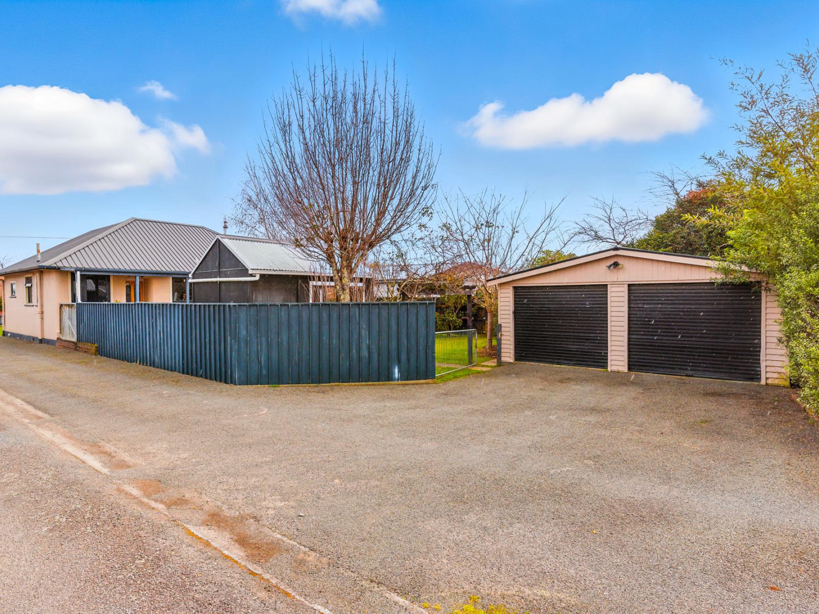 22 York Street, Levin