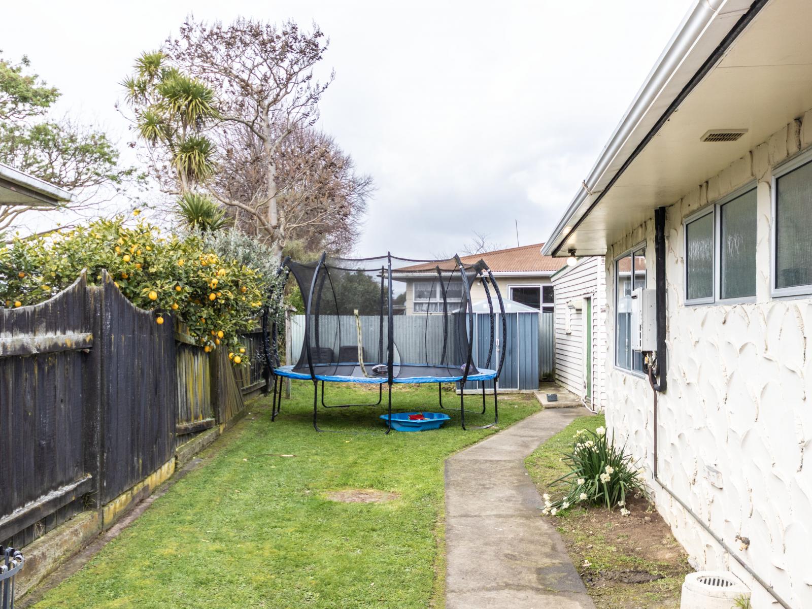 16 Kimberley Grove, Westbrook