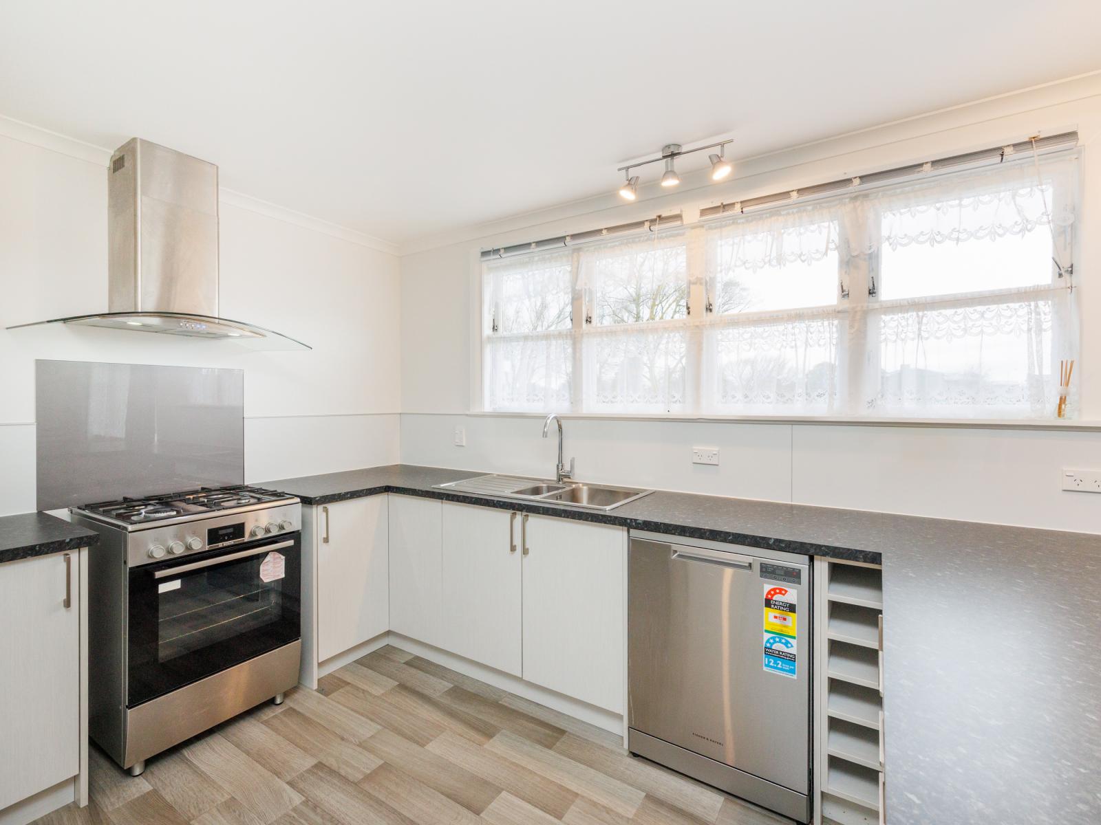 35 Wilson Crescent, Highbury