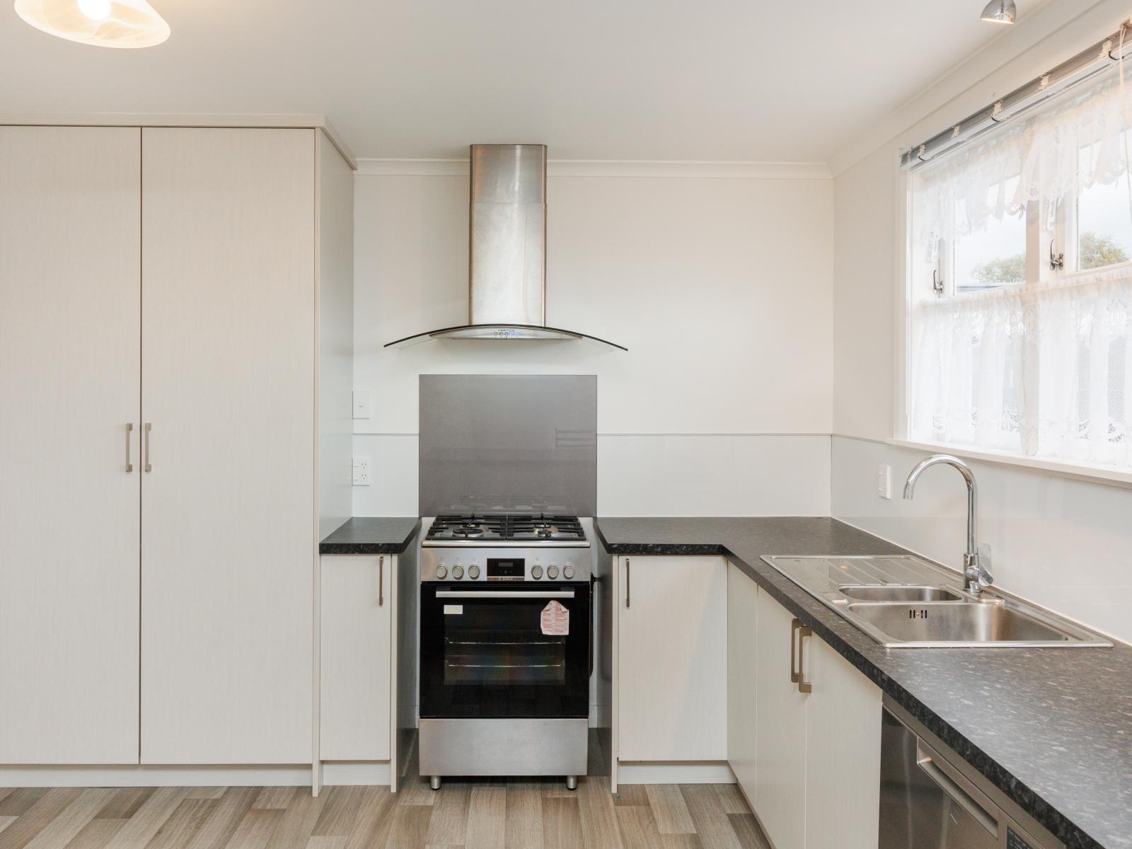 35 Wilson Crescent, Highbury