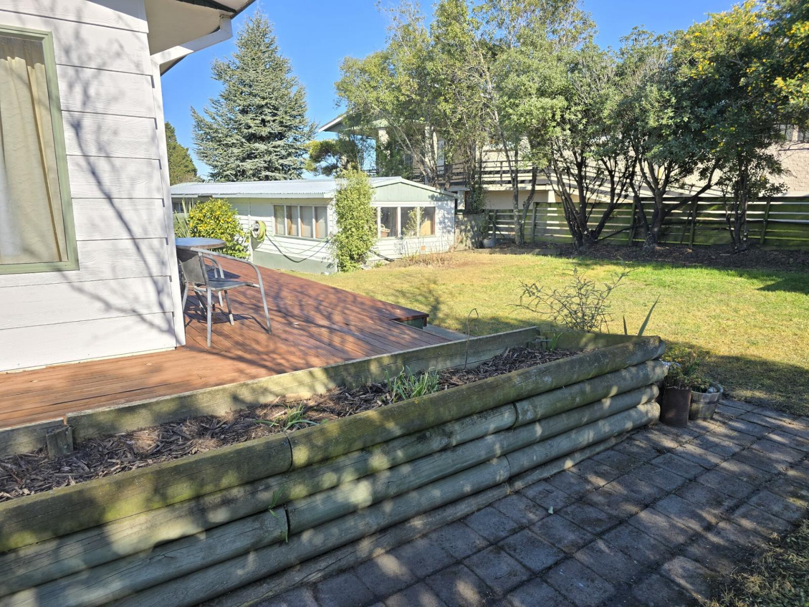 5 Parklane Place, Weston