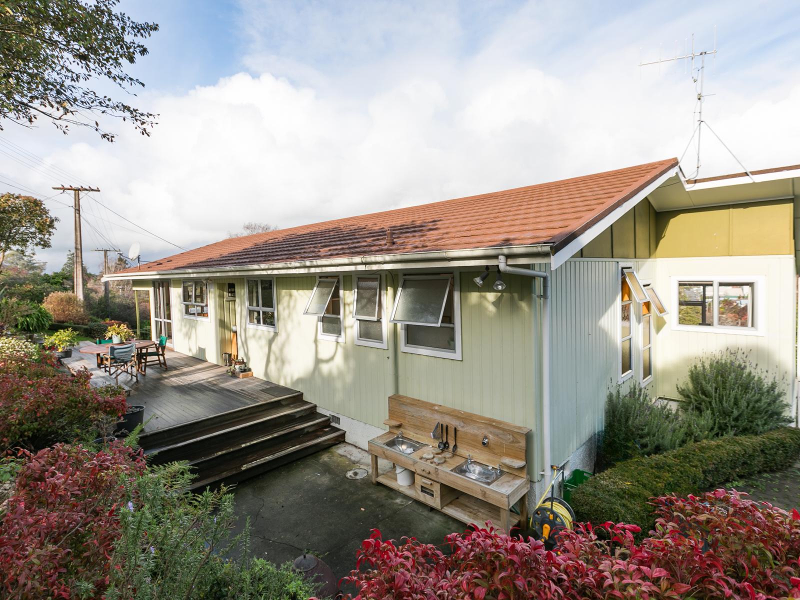 6 Domain Road, Waipawa