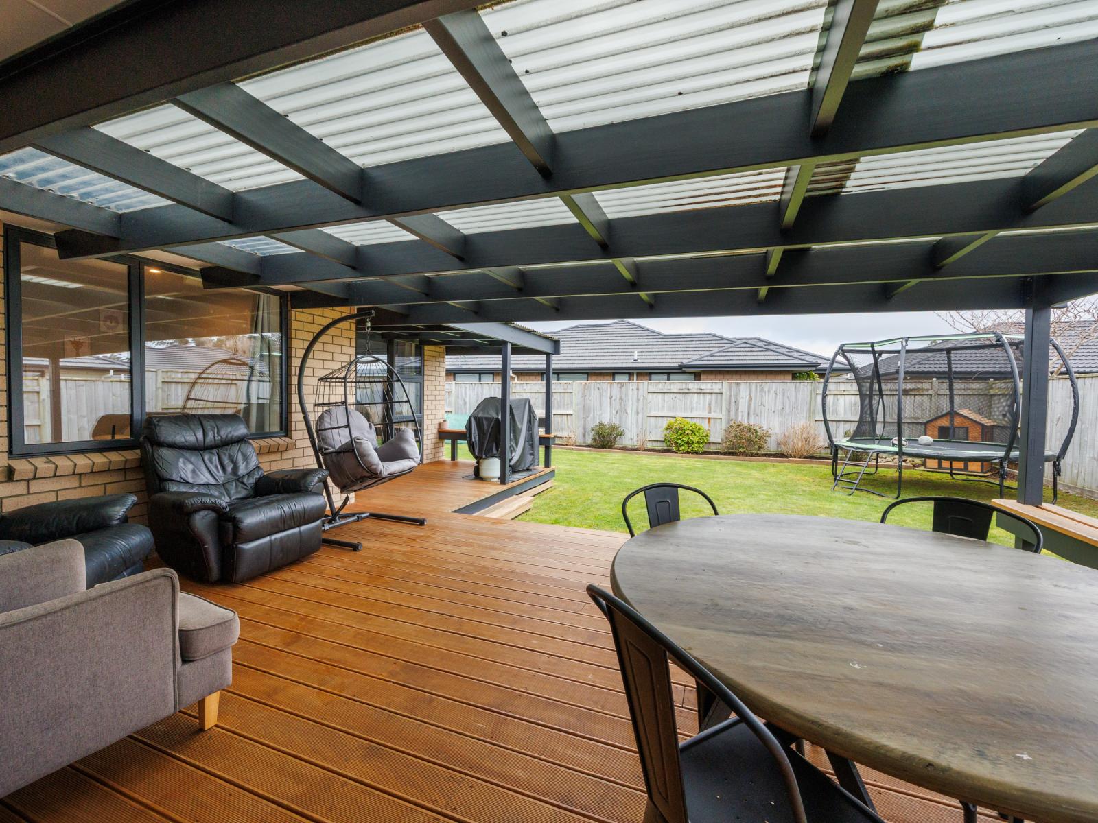 10 Pearl Grove, Ashhurst