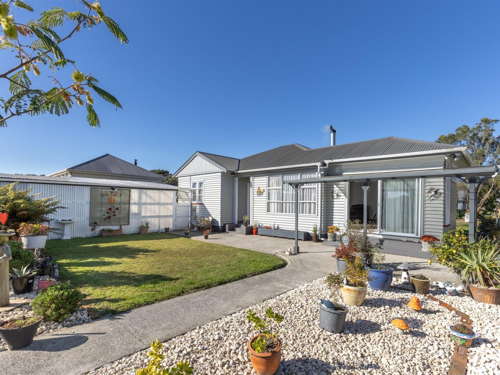 58 Wakefield, Westport