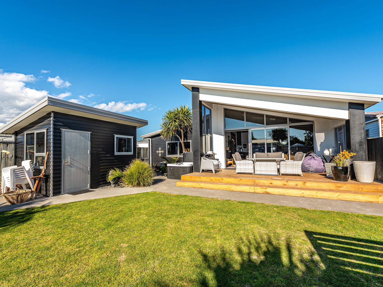 3 Kamahi Street, Castlecliff