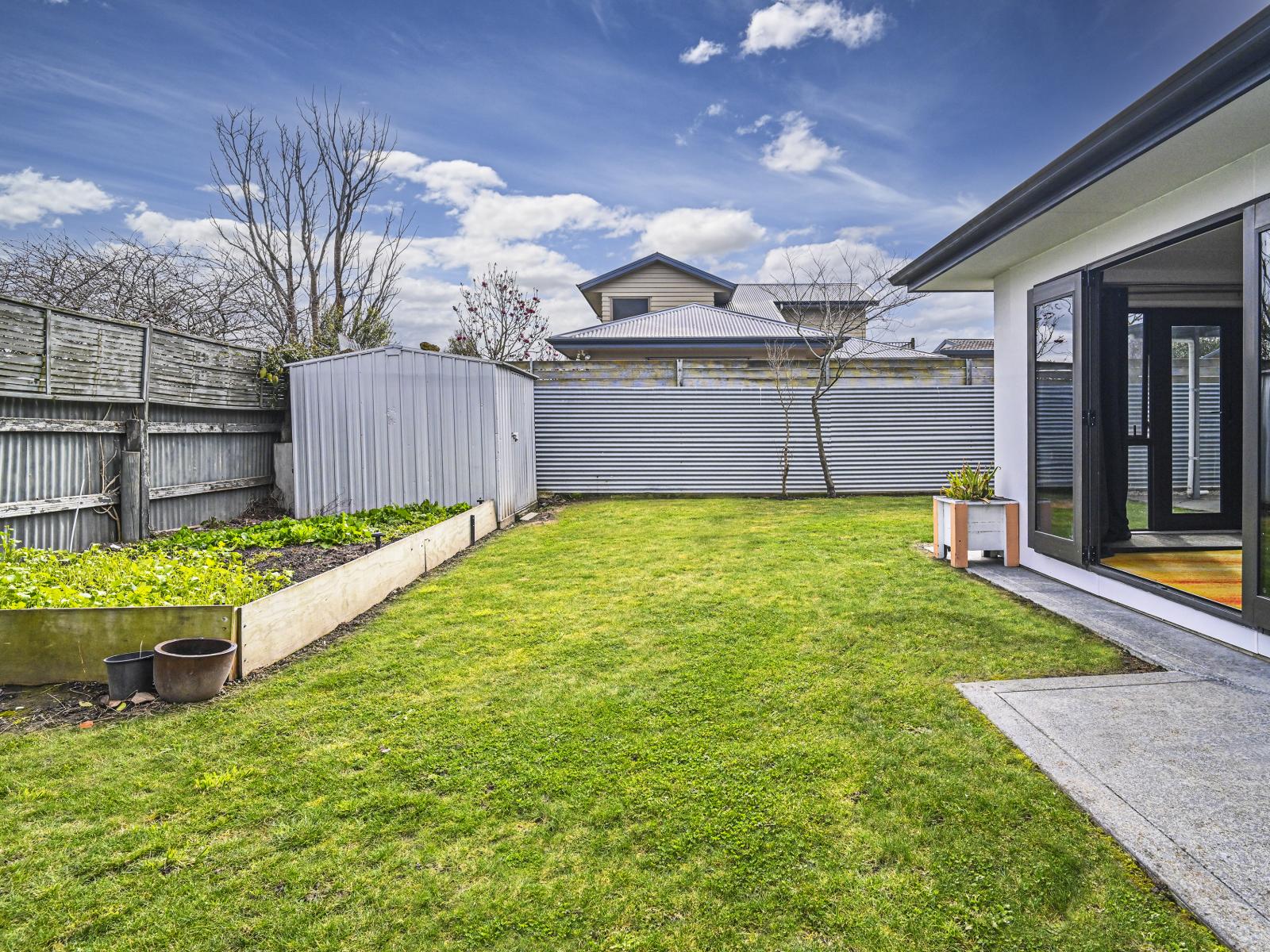 1109A Outram Road, Akina