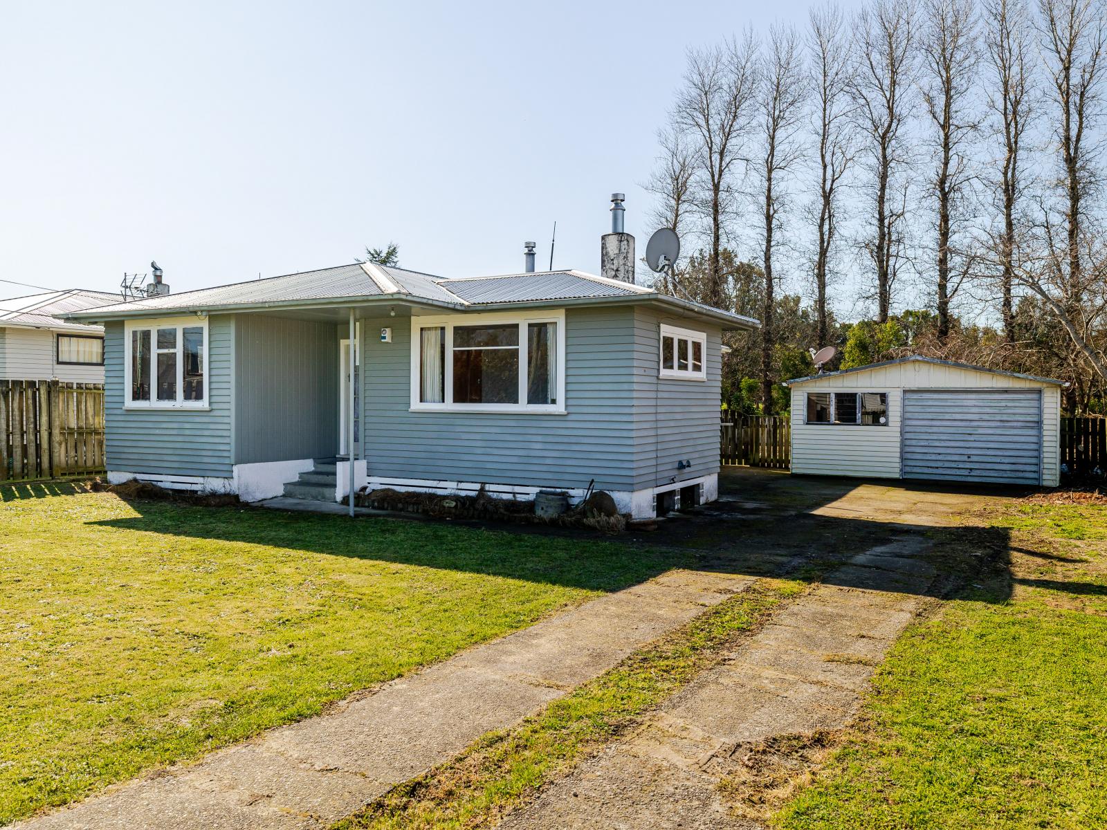 16 Hamilton Street, Pahiatua