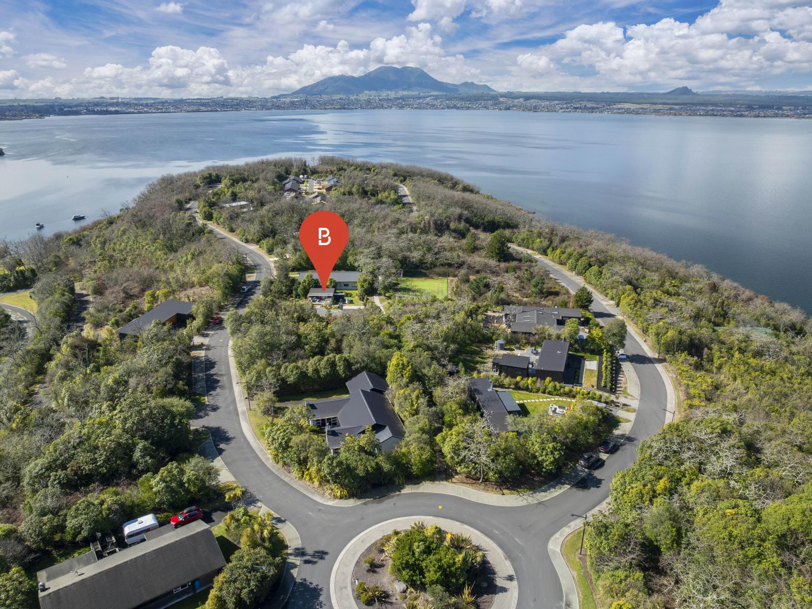 8 Parawera Drive, Acacia Bay
