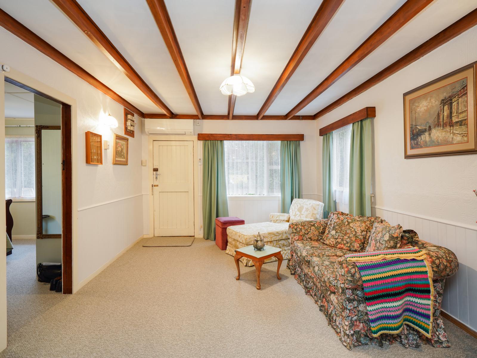 254 Dunns Road, Otatara