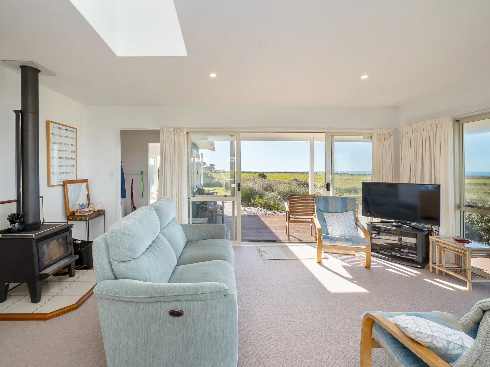 6 Beach Road, Flat Point