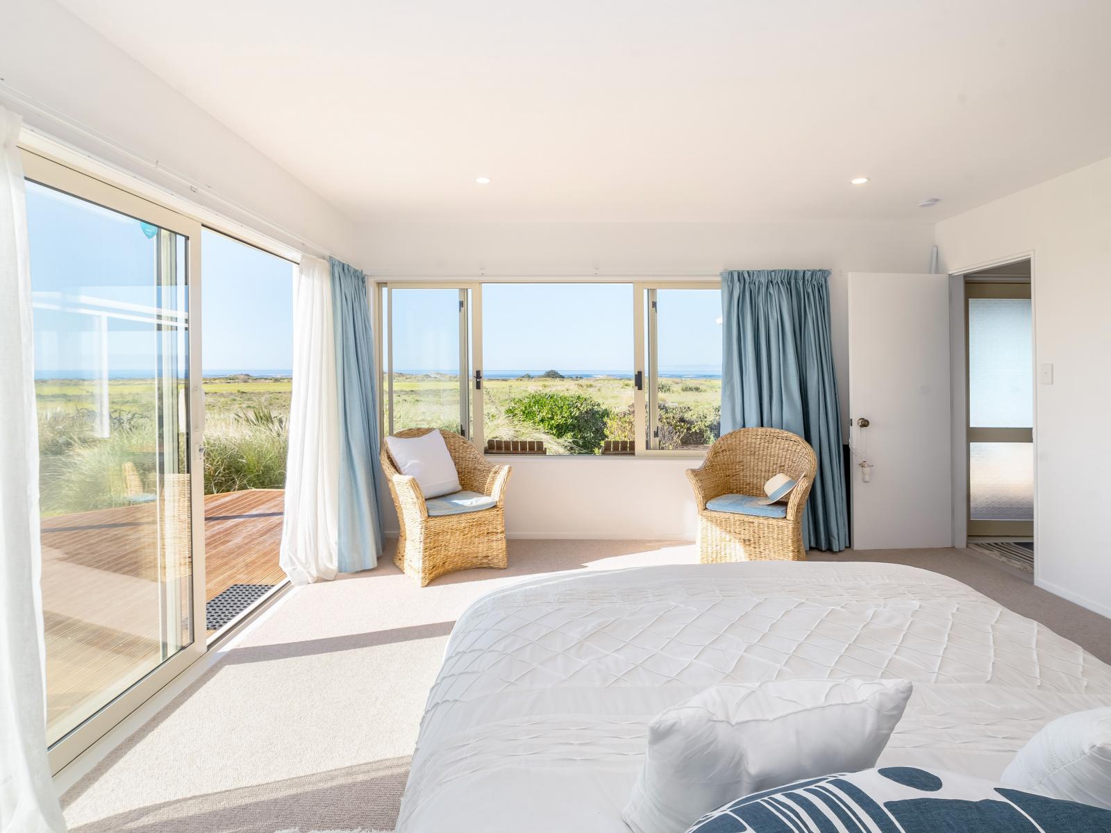 6 Beach Road, Flat Point