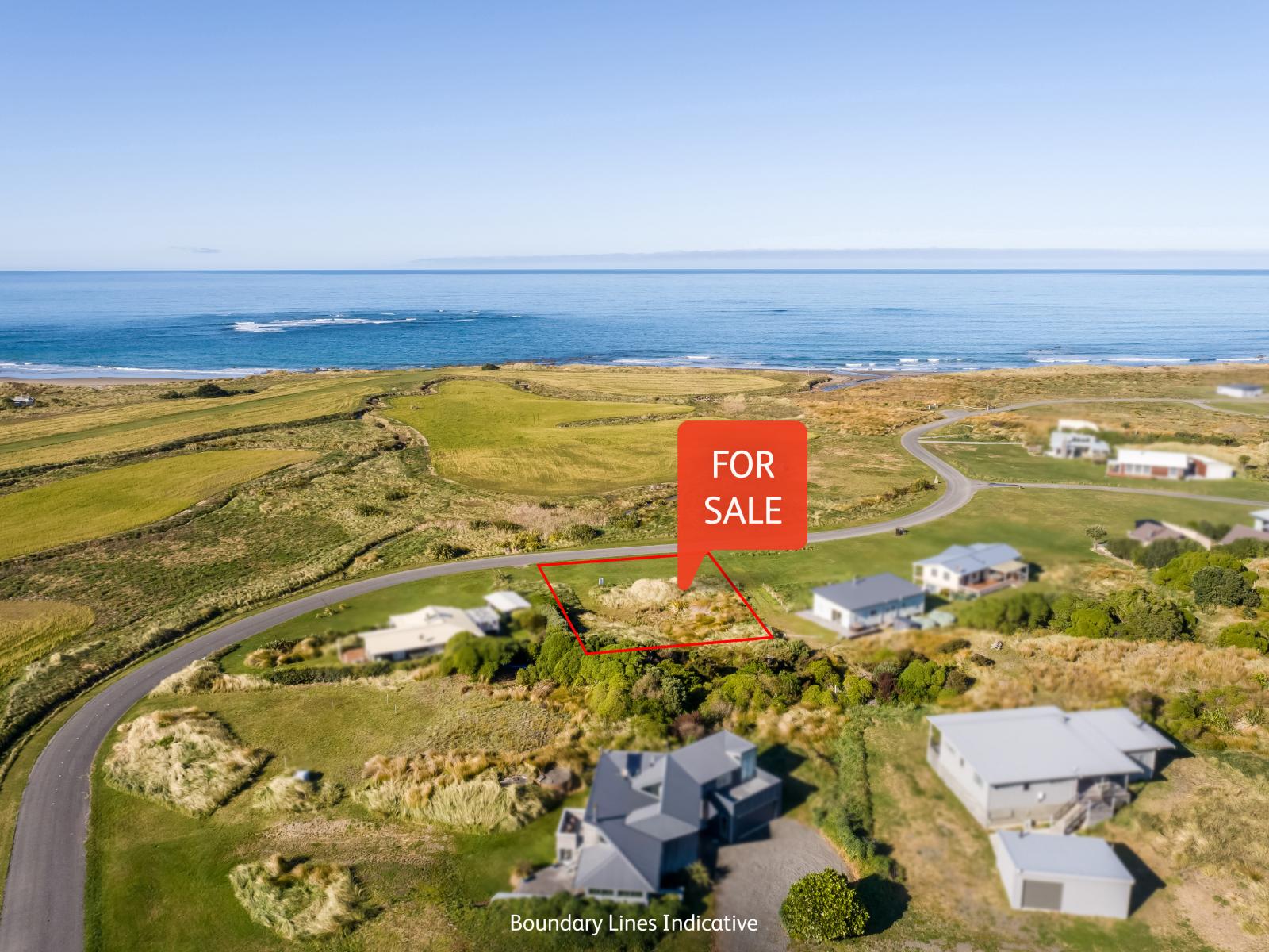 8 Beach Road, Flat Point