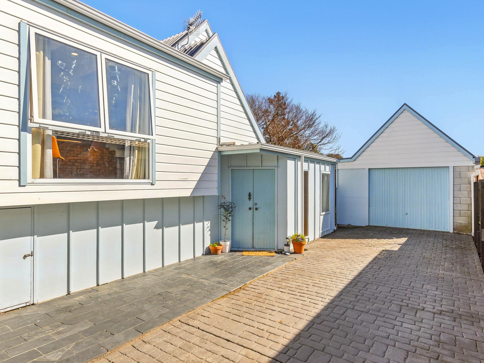 13 Walton Road, Paraparaumu Beach