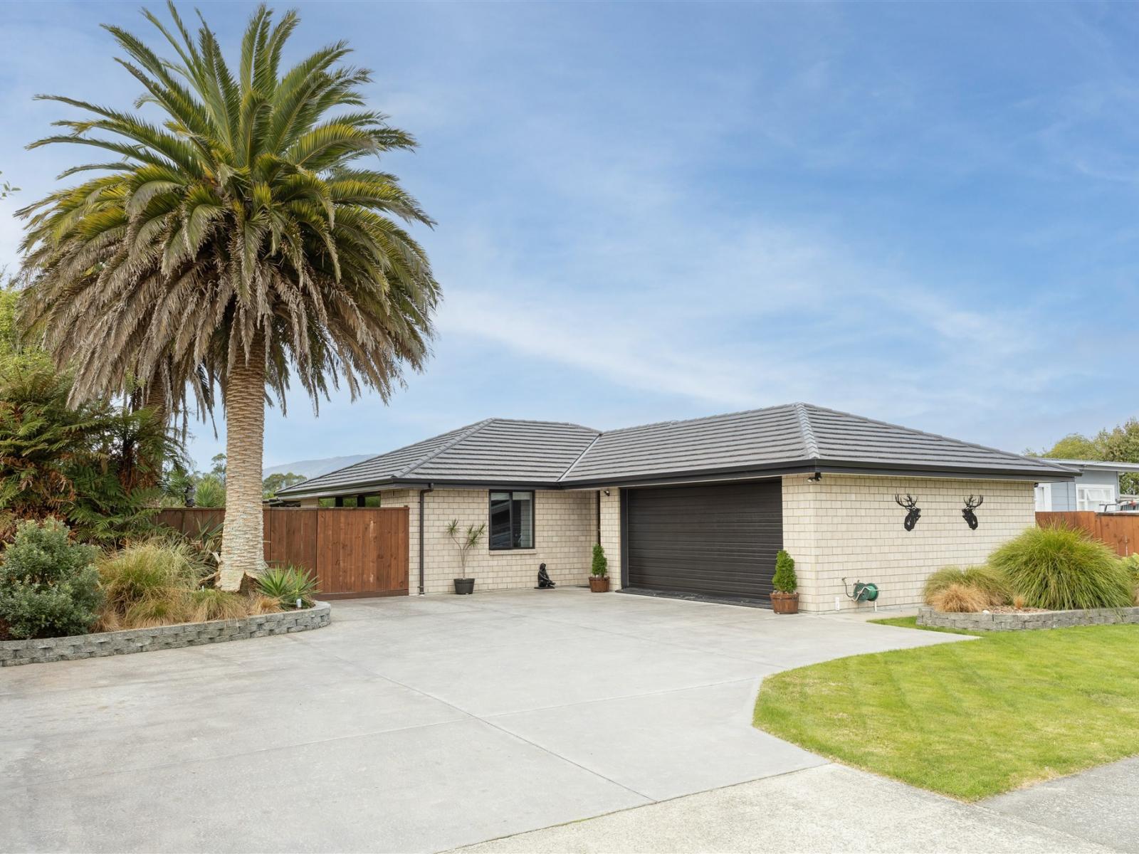 51 Domett Street, Westport