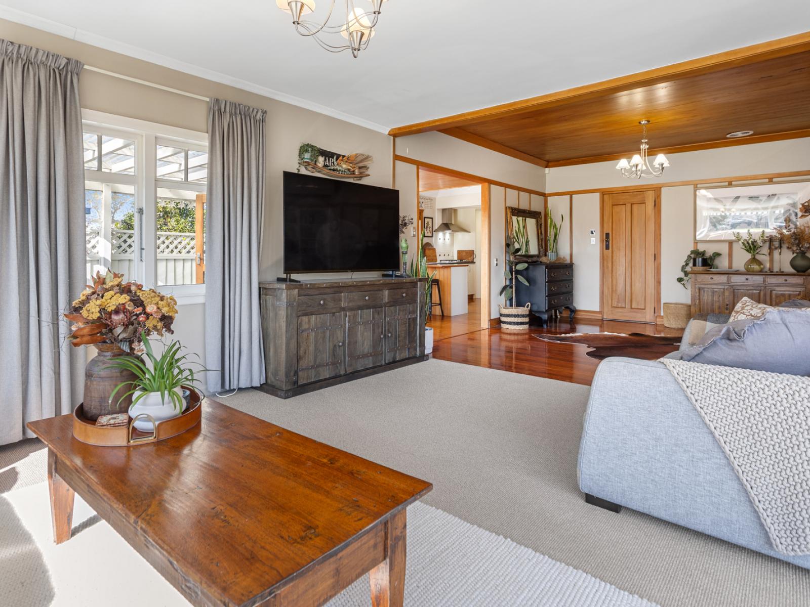 2 Church Street, Amberley