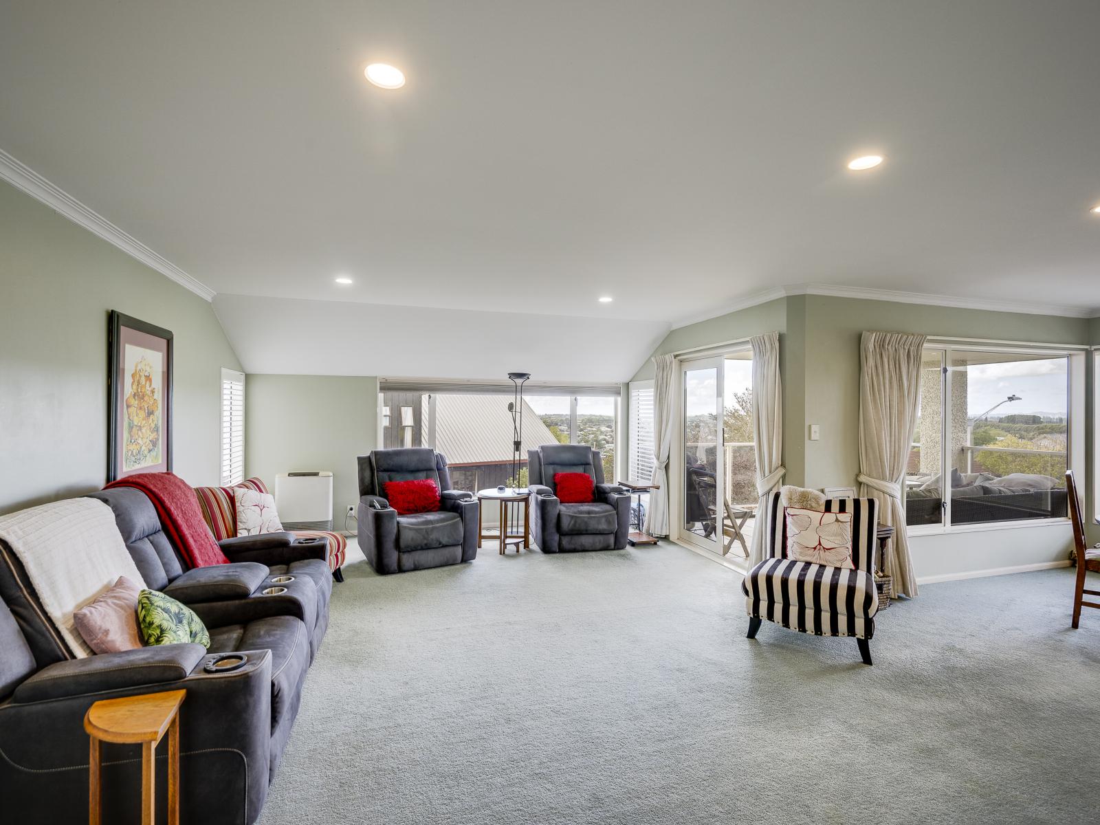 76A Churchill Drive, Taradale