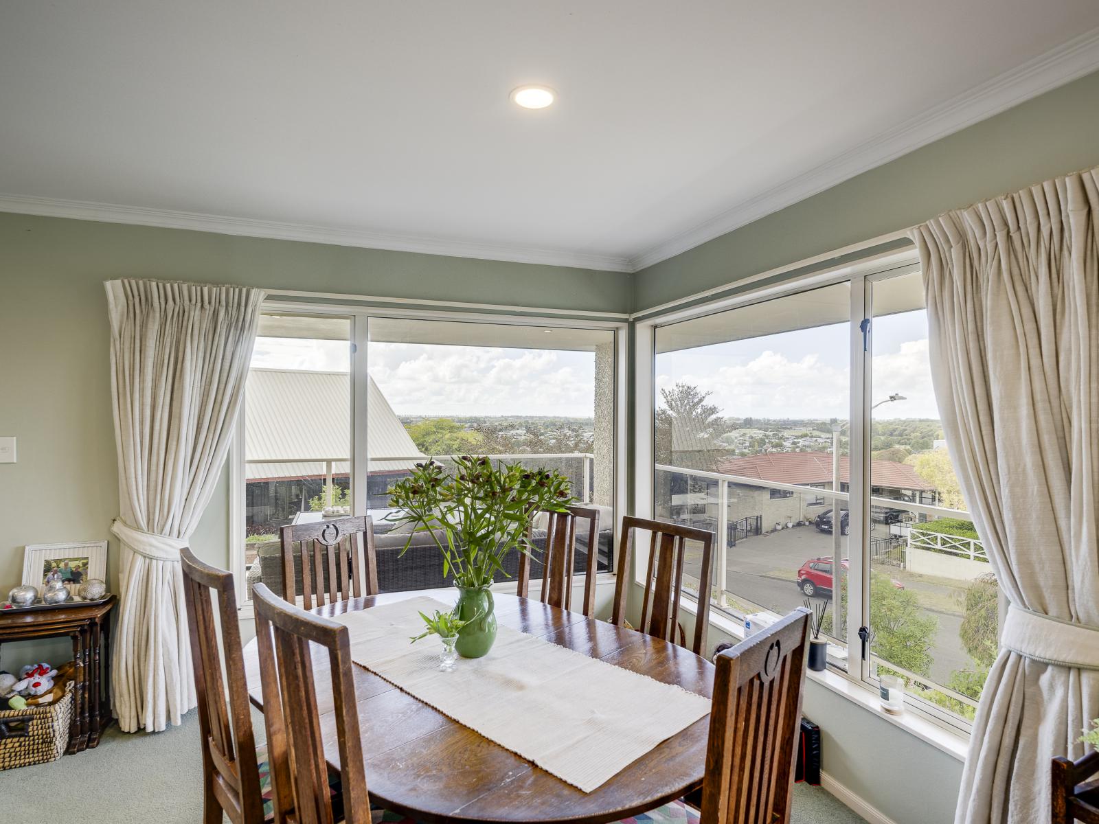 76A Churchill Drive, Taradale