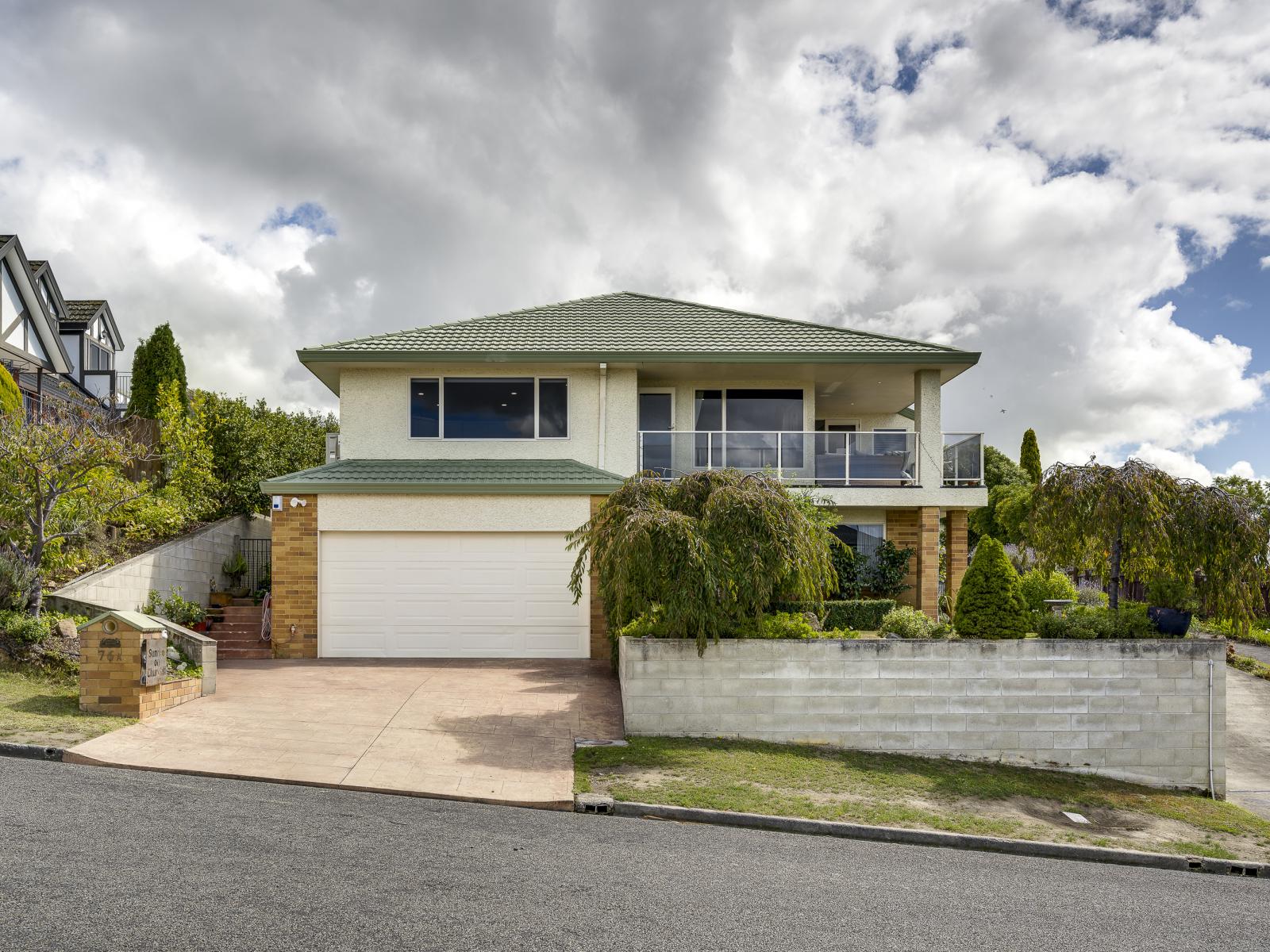 76A Churchill Drive, Taradale