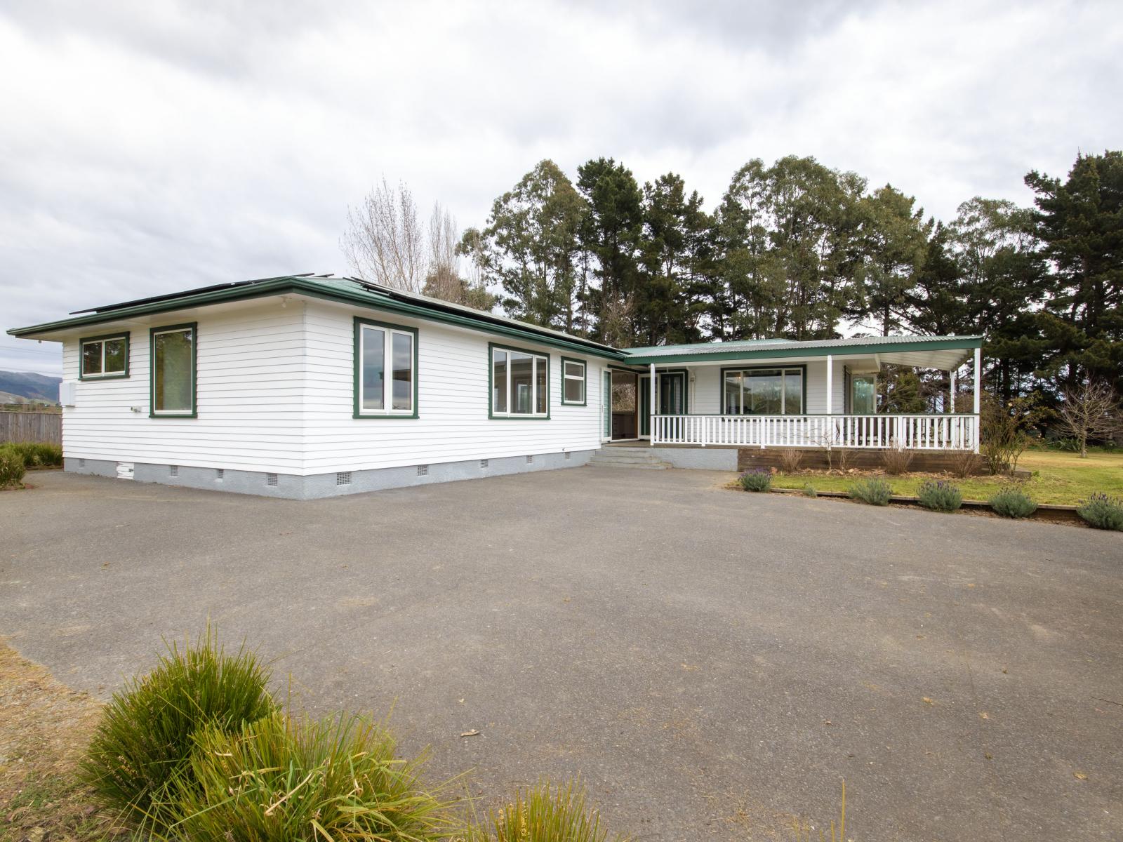 296 Old West Road, Turitea