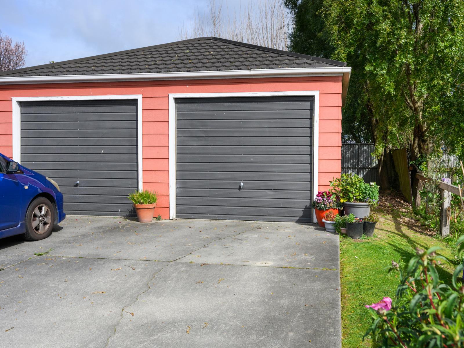 48 Botanical Road, Takaro
