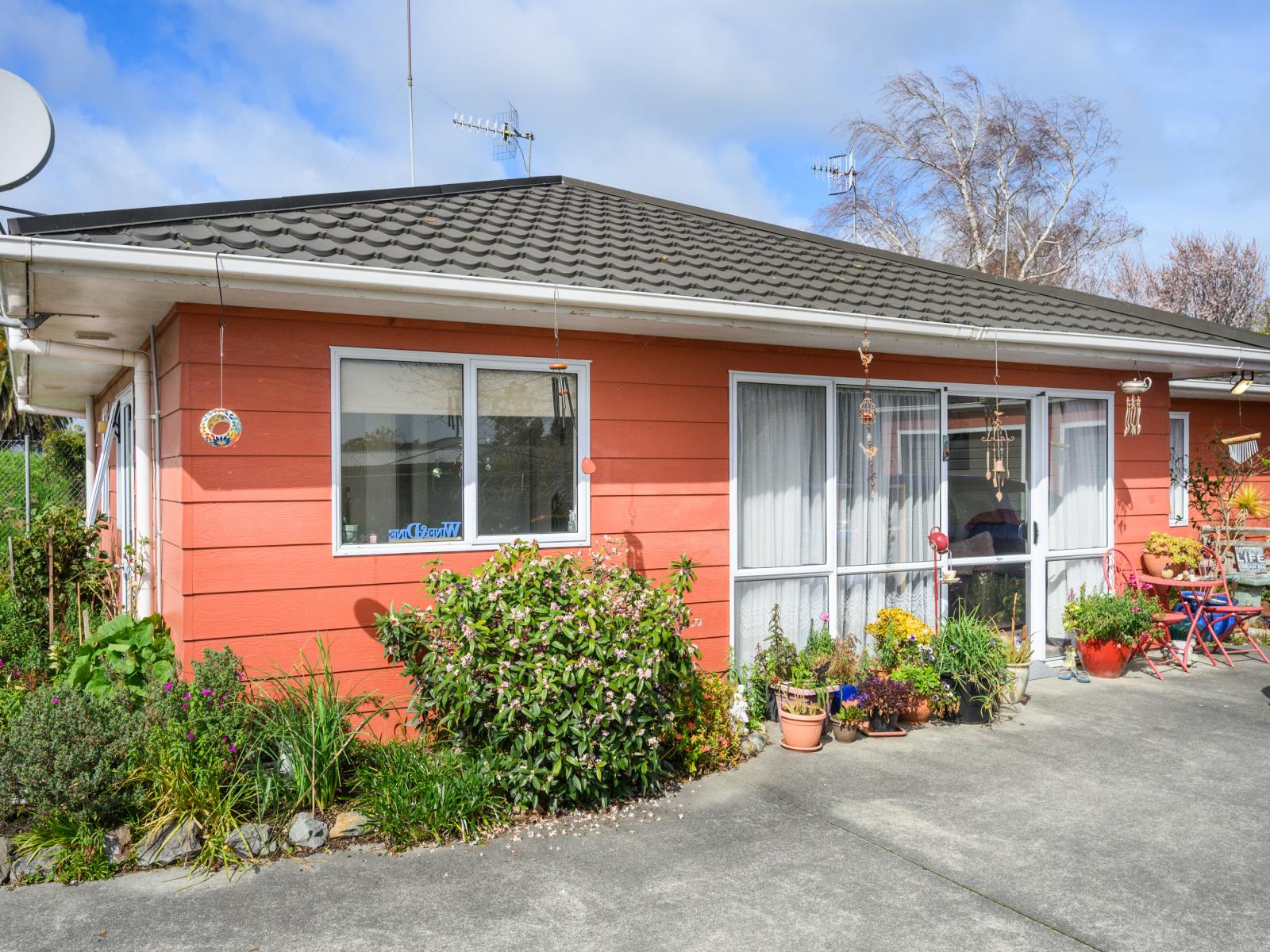 48 Botanical Road, Takaro