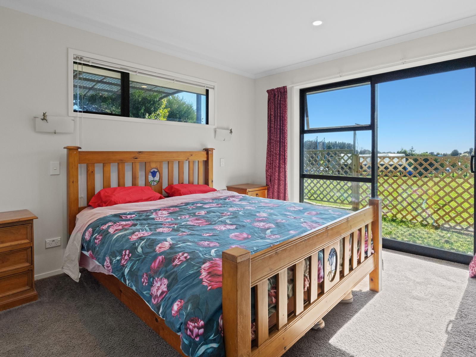 30 Mountain View Drive, Manakau