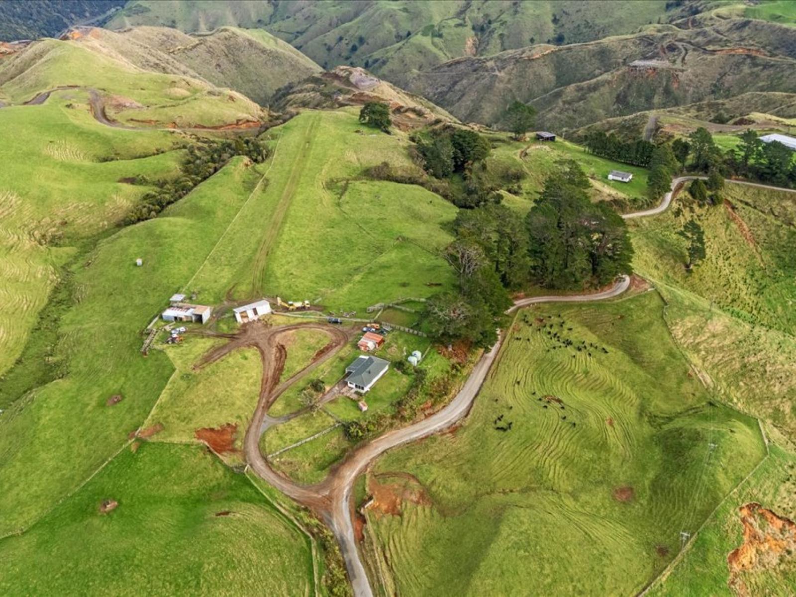 1535 Taumatamaire Road, Awakino