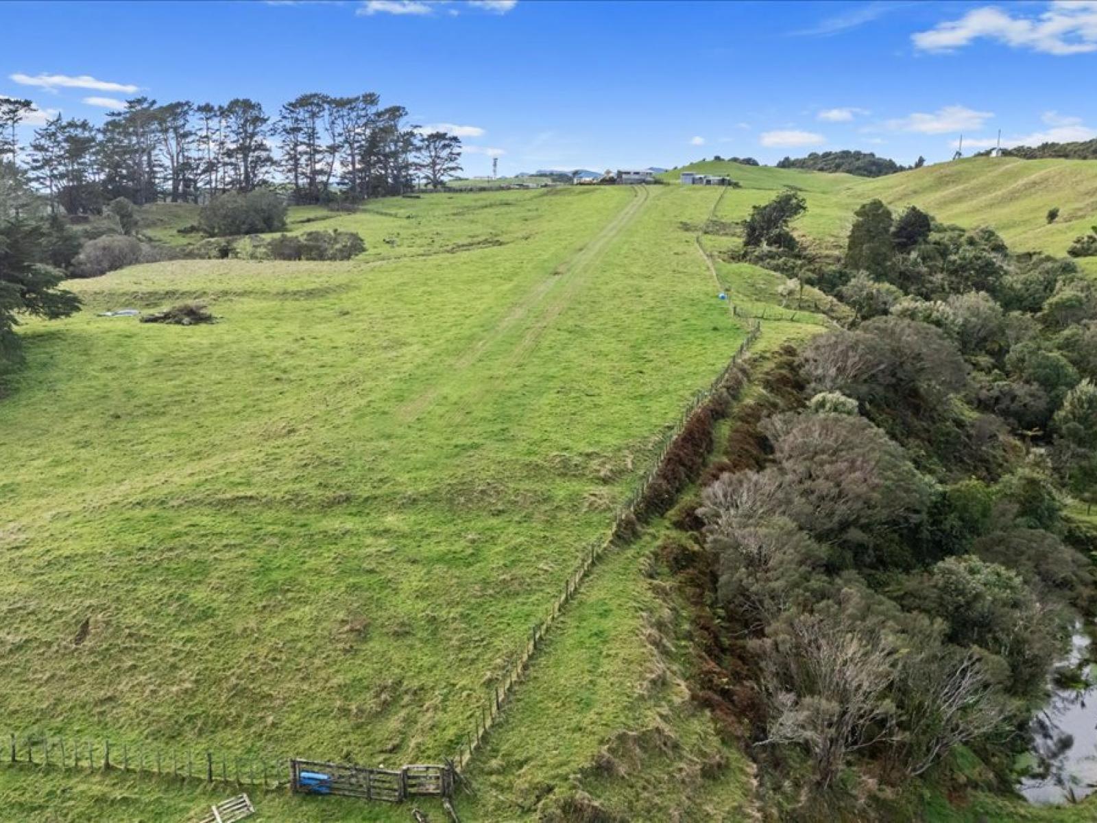 1535 Taumatamaire Road, Awakino