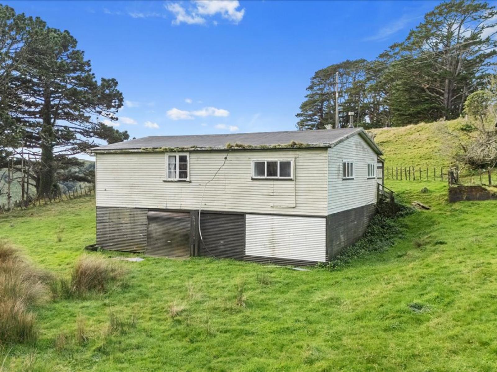 1535 Taumatamaire Road, Awakino