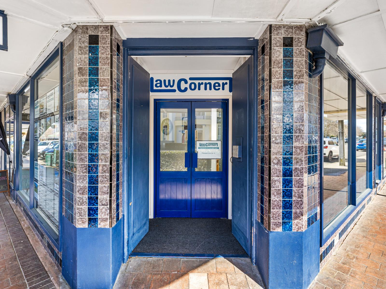 Unit 256, 258 Broadway, Marton