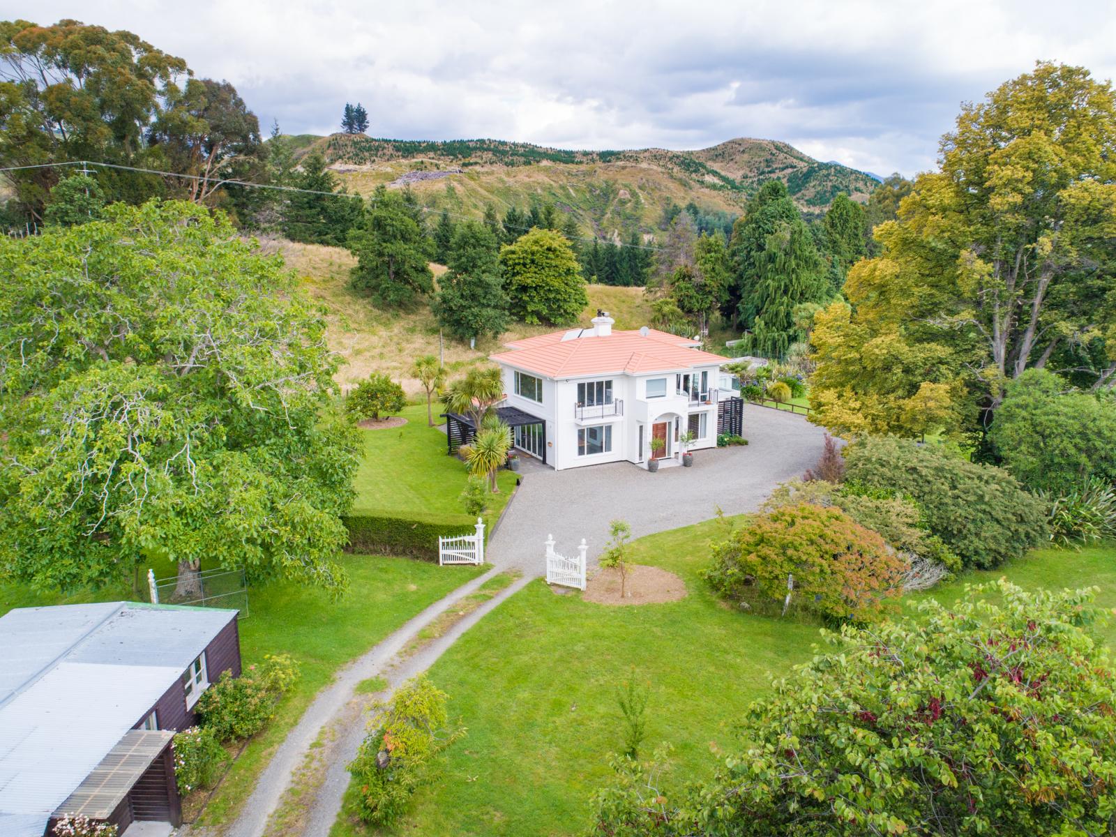 2136-2138 Pohangina Valley Road, Pohangina