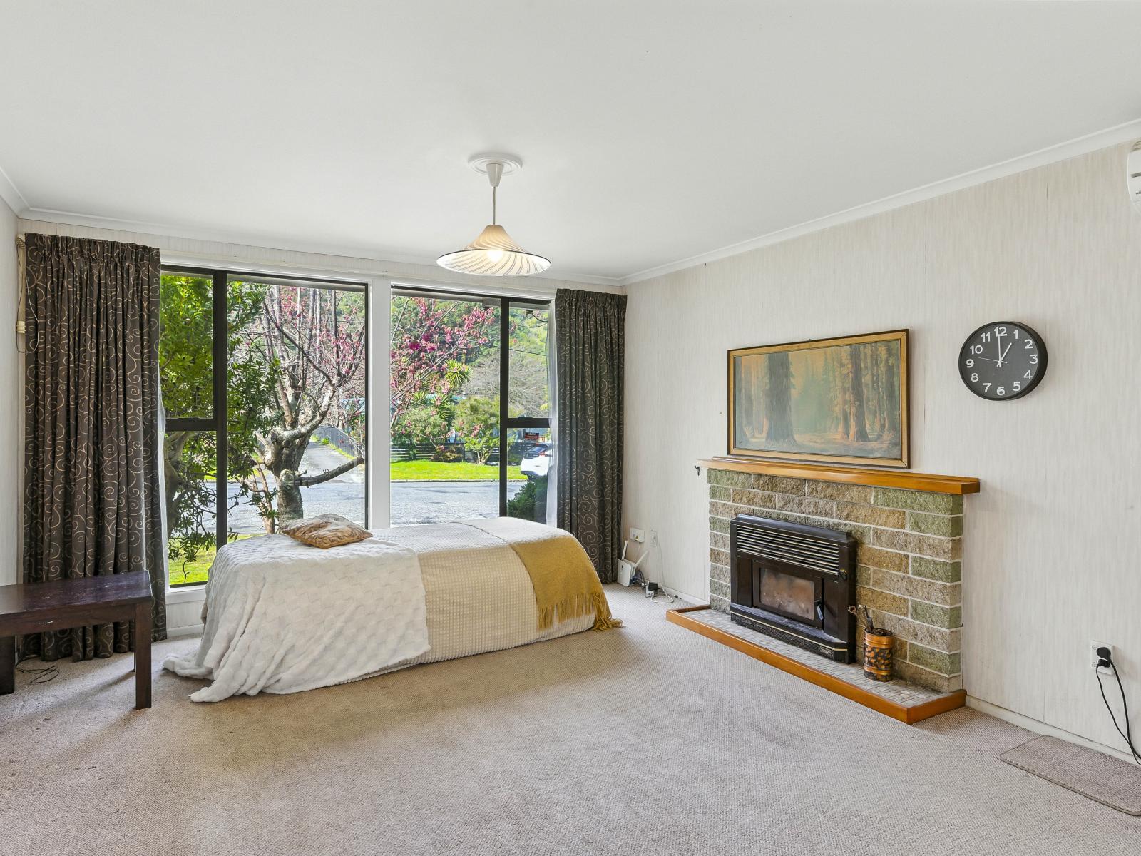 15 Leinster Avenue, Raumati South