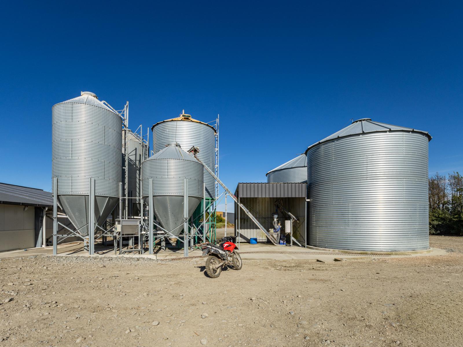 981 Back Track, Ashburton