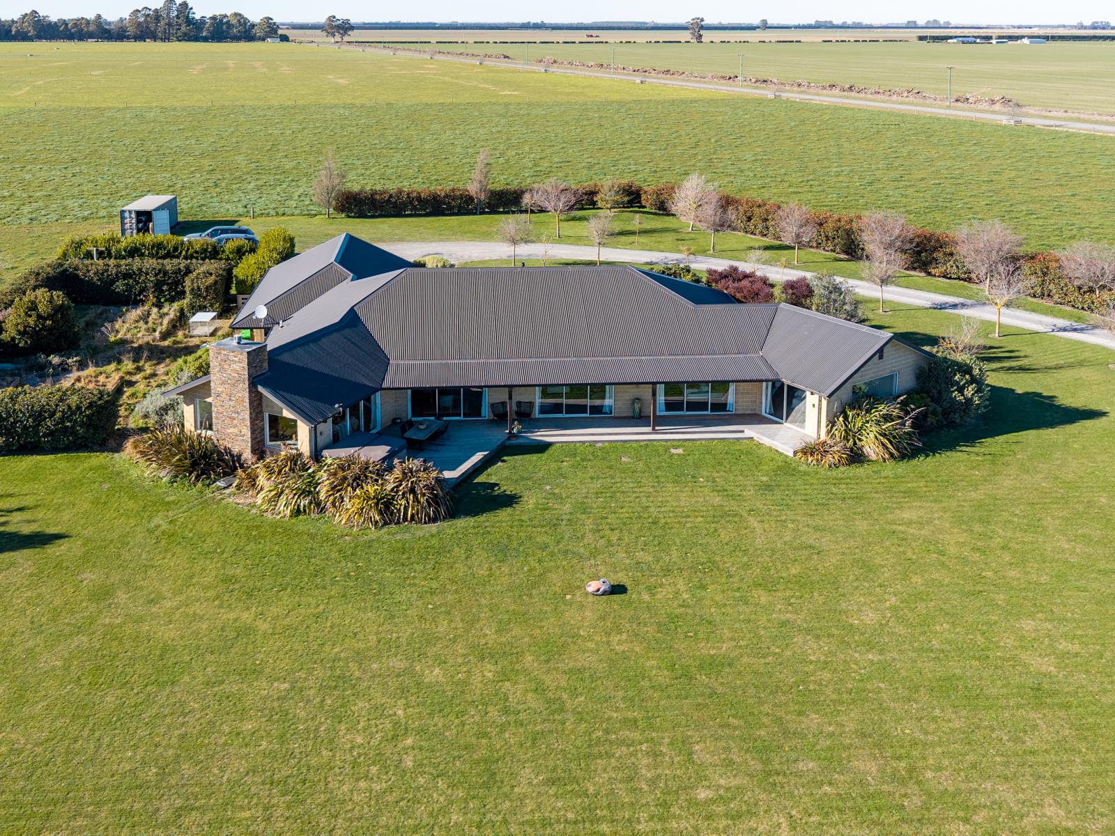 981 Back Track, Ashburton
