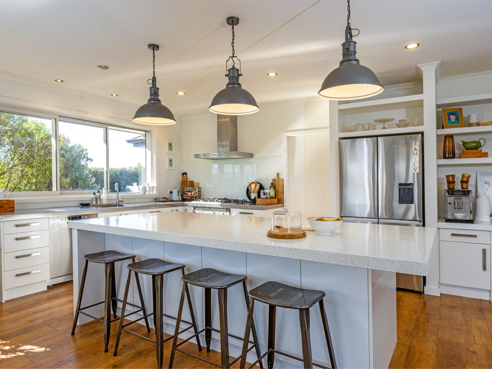 981 Back Track, Ashburton