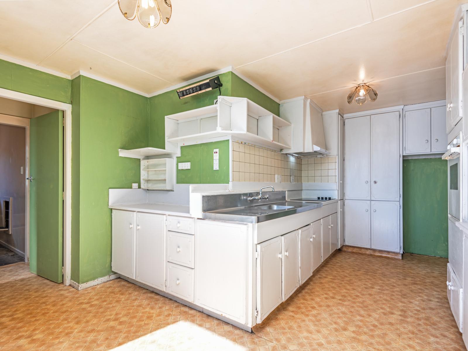 10 Hunia Street, Marton