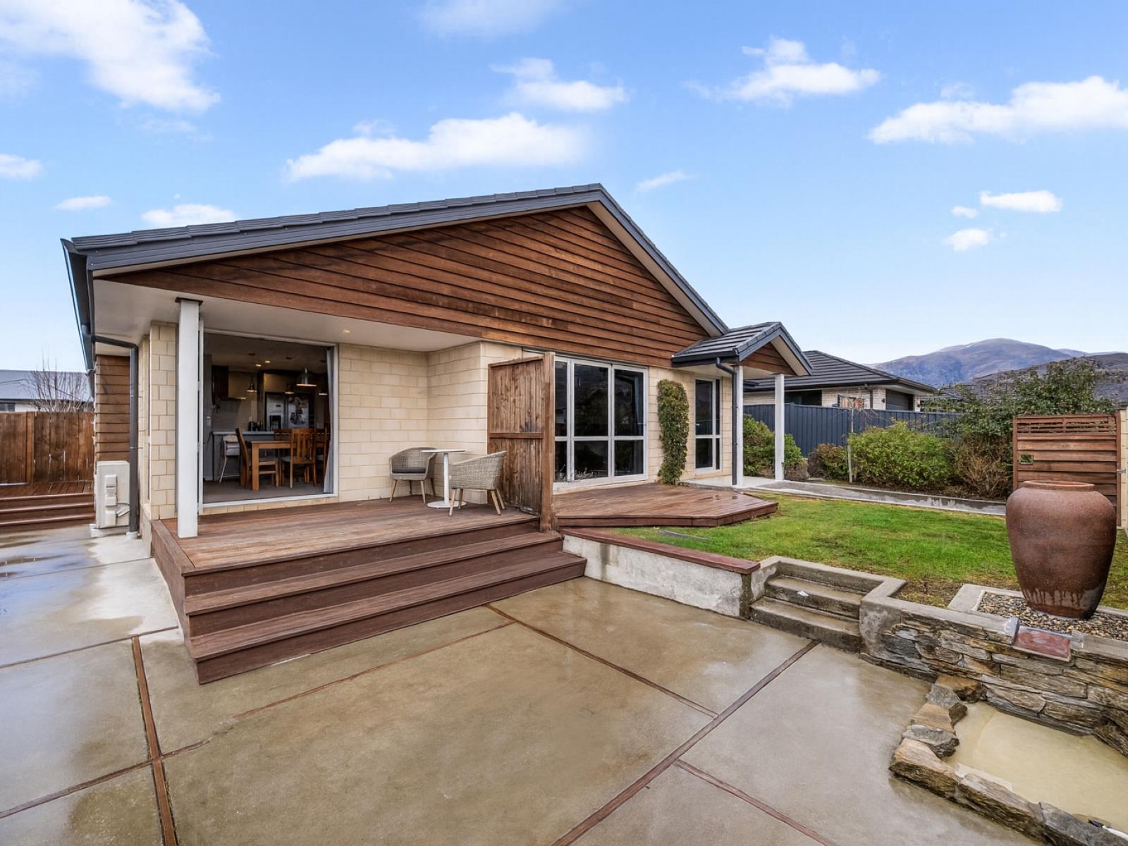 8 Excelsior Place, Cromwell