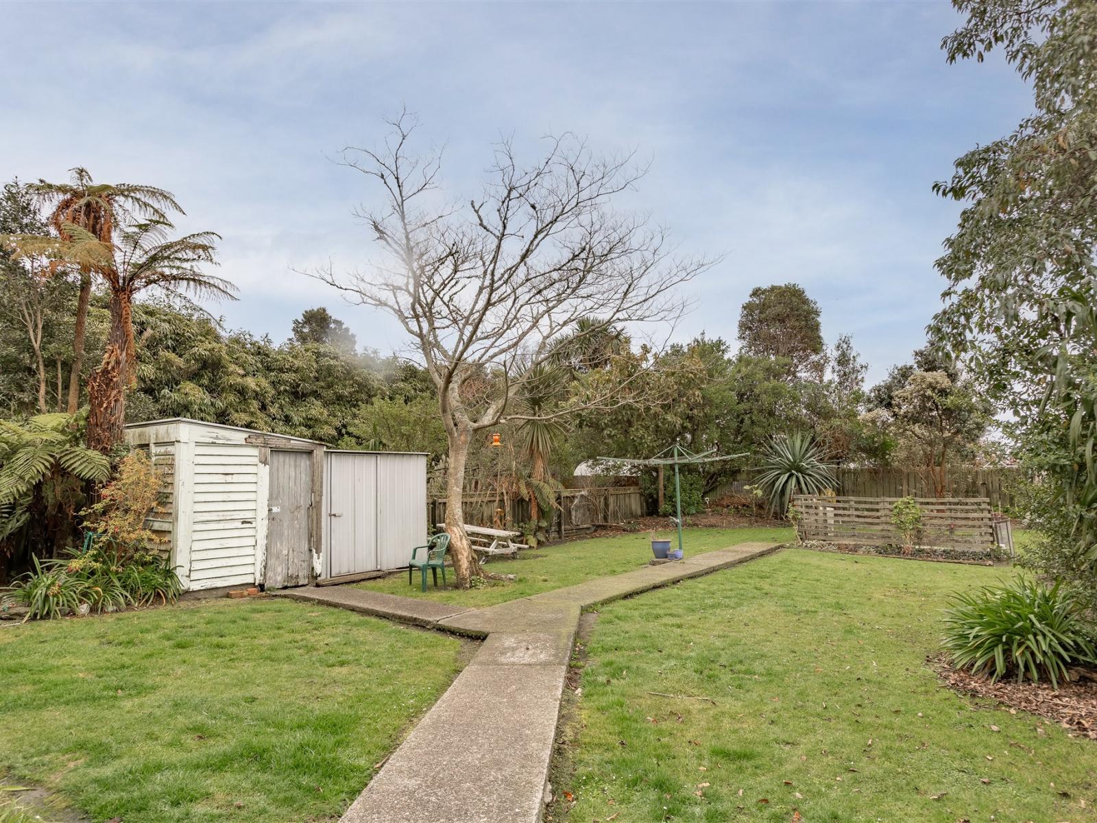 15-15A Mill Street, Westport