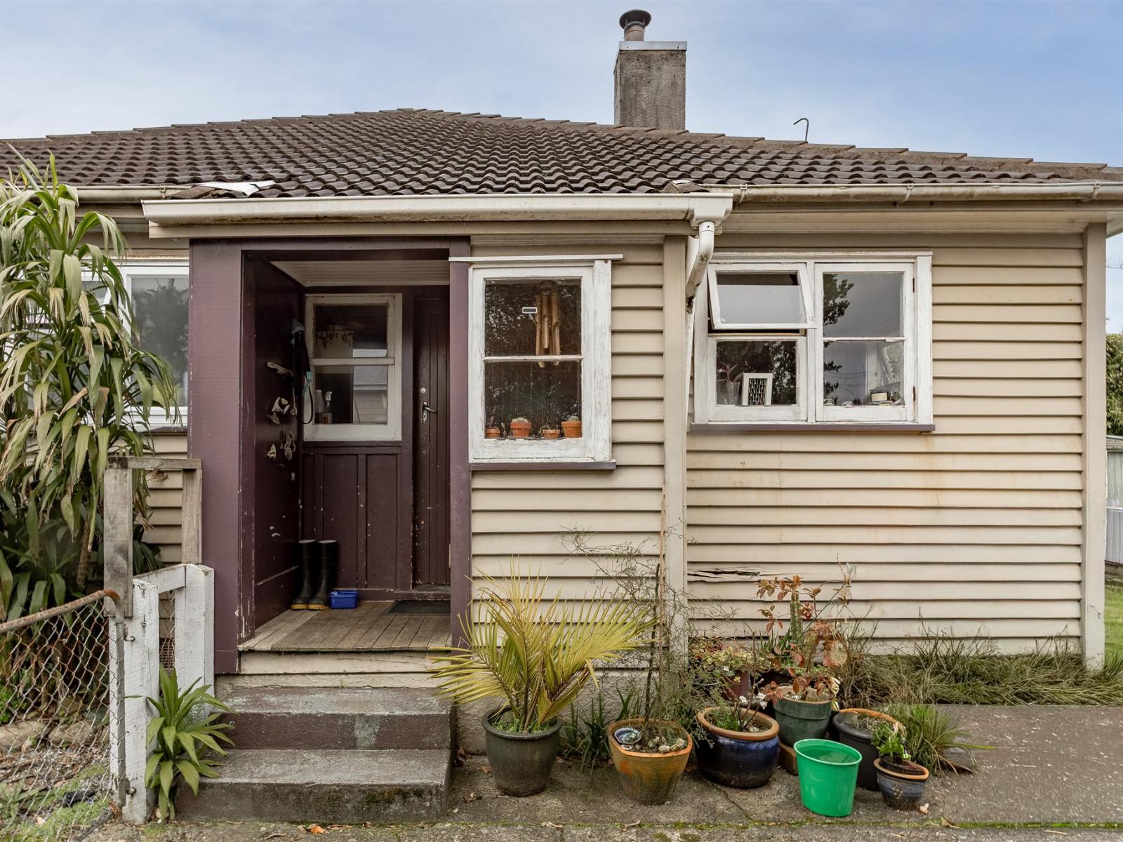 15-15A Mill Street, Westport